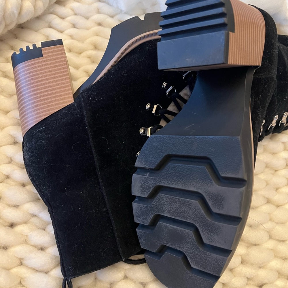 Eliana Sherpa Boot - Picture 6 of 7